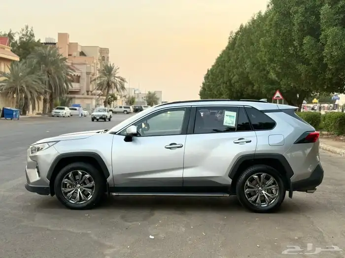 تويوتا راف فور 2022 فل كامل دبل 3