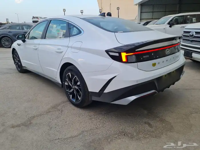 سوناتا بيسك 7