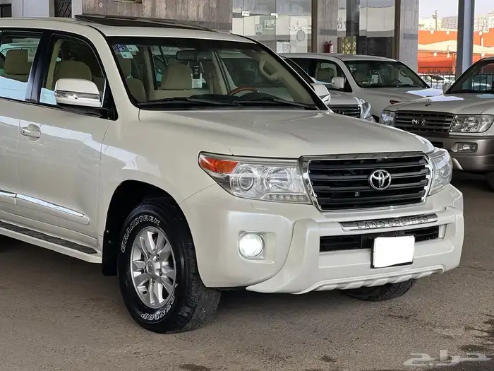 لاندكروزر وكالة سعودي 2012 2