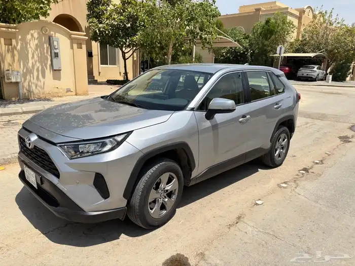 تويوتا راف فور 2024 3