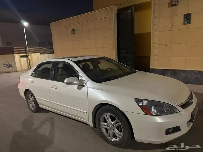 هوندا للبيع بلوحة مميزة ( ثنائي مكرر ) ورسم احرف متناسق 0