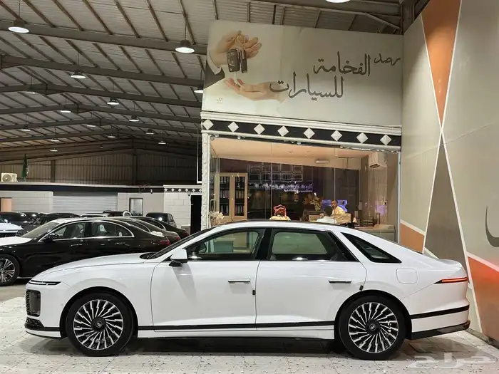 ازيرا 2023 كالجرافي فل كامل . رصد الفخامة 7