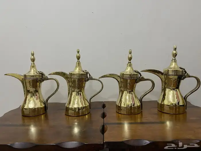دلال قريشيات قديمة واصلية ونظيفه جدا 0