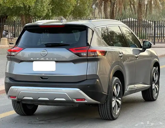 نيسان اكس تريل 2023 فل XL سعودي 6
