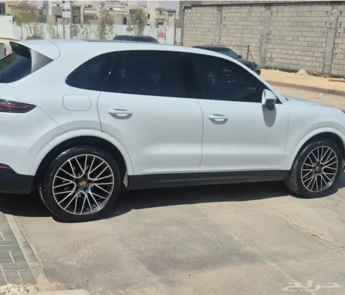 بورش كايين بلاتينيوم اديشن 23