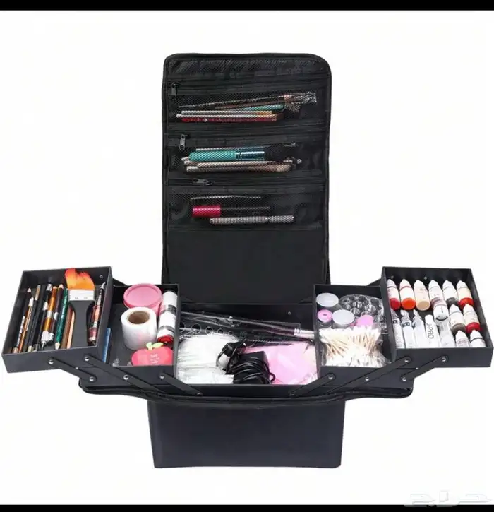 شنطة مكياج 0