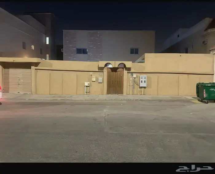 فله للبيع بسعر الارض الرياض حي الروضه شارع 20 0
