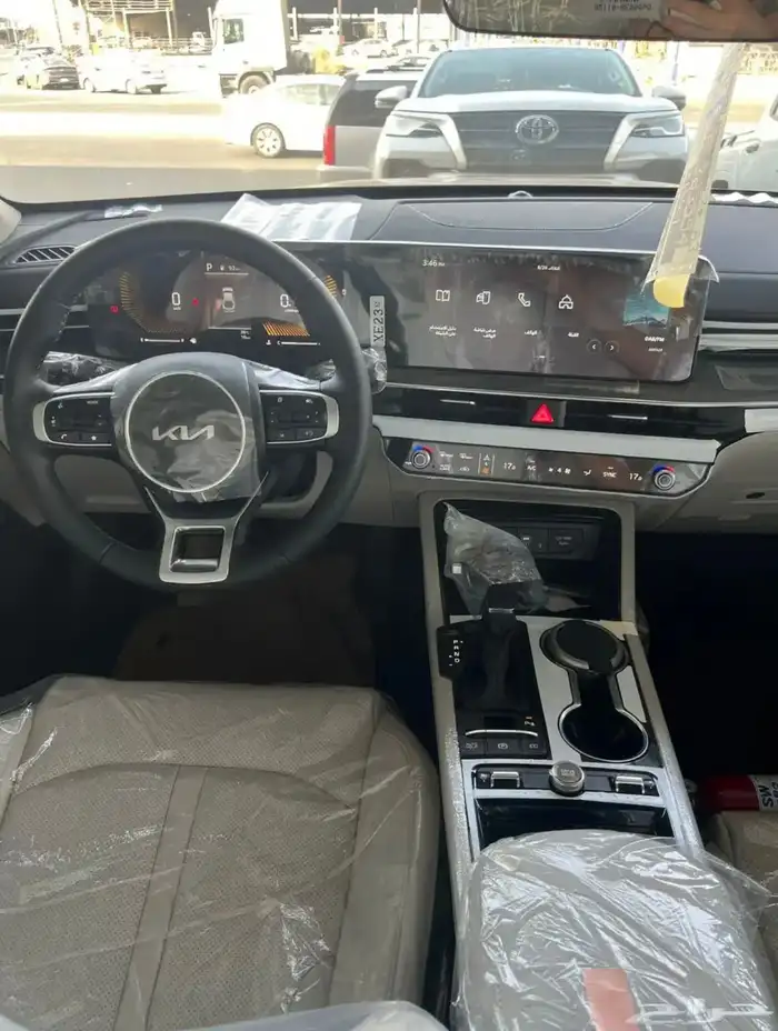 كيا K5 2026 نص فل بانورما جلد بالنقد والتقسيط 7