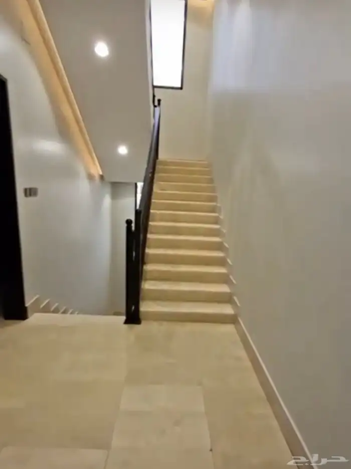 شقة سكنية للبيع   ابها حي الروابي  المحاله 3