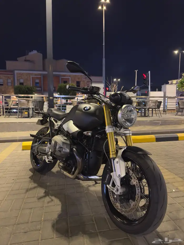 BMW R nine t 3