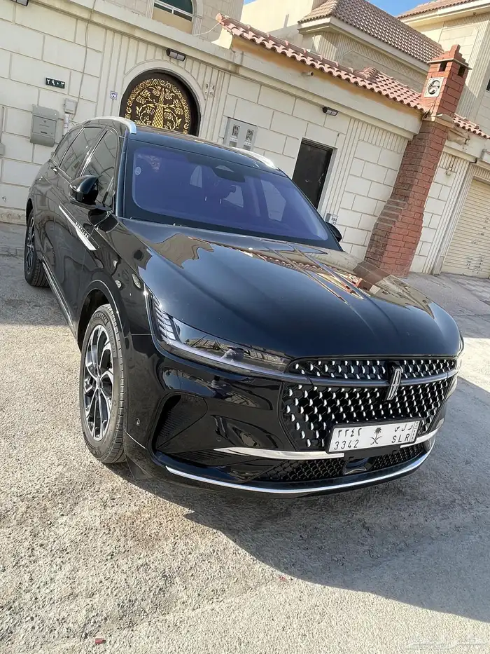 لينكون نتيلوس موديل 2024 3
