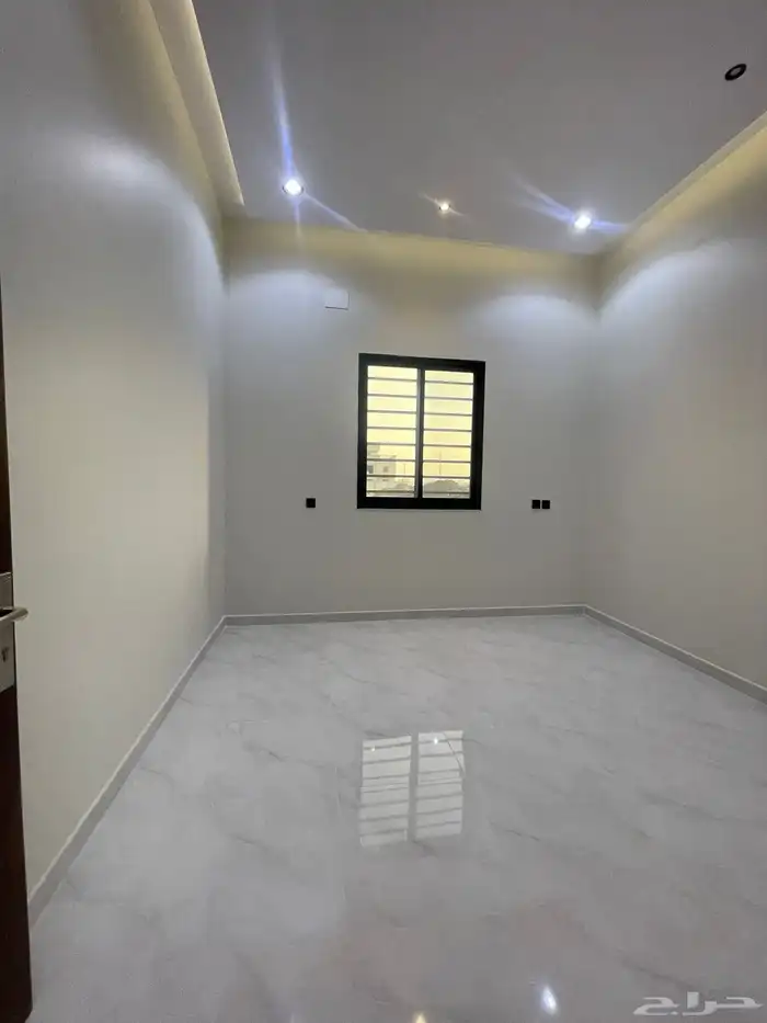للبيع شقق ارضيه وعلويه من 480 الف ابها المحاله 38