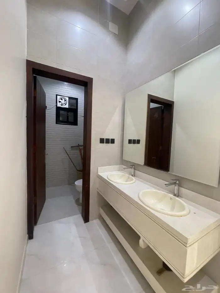 للبيع شقق ارضيه وعلويه من 480 الف ابها المحاله 7