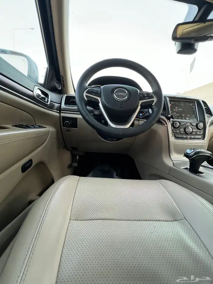 جيب شيروكي 2014 فل V6 18