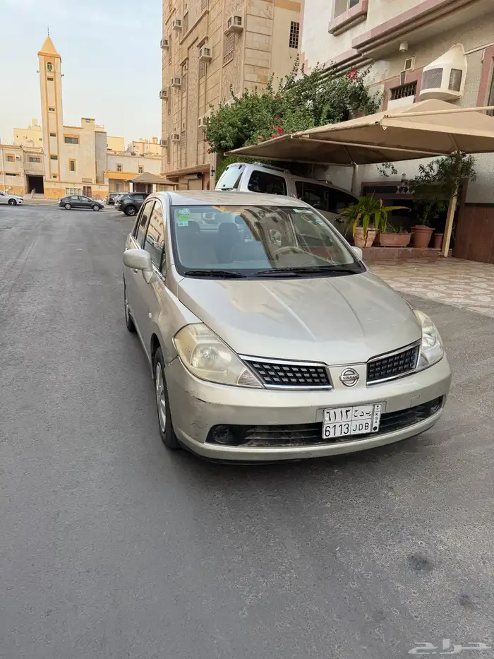 سيارة تيدا 2008 0