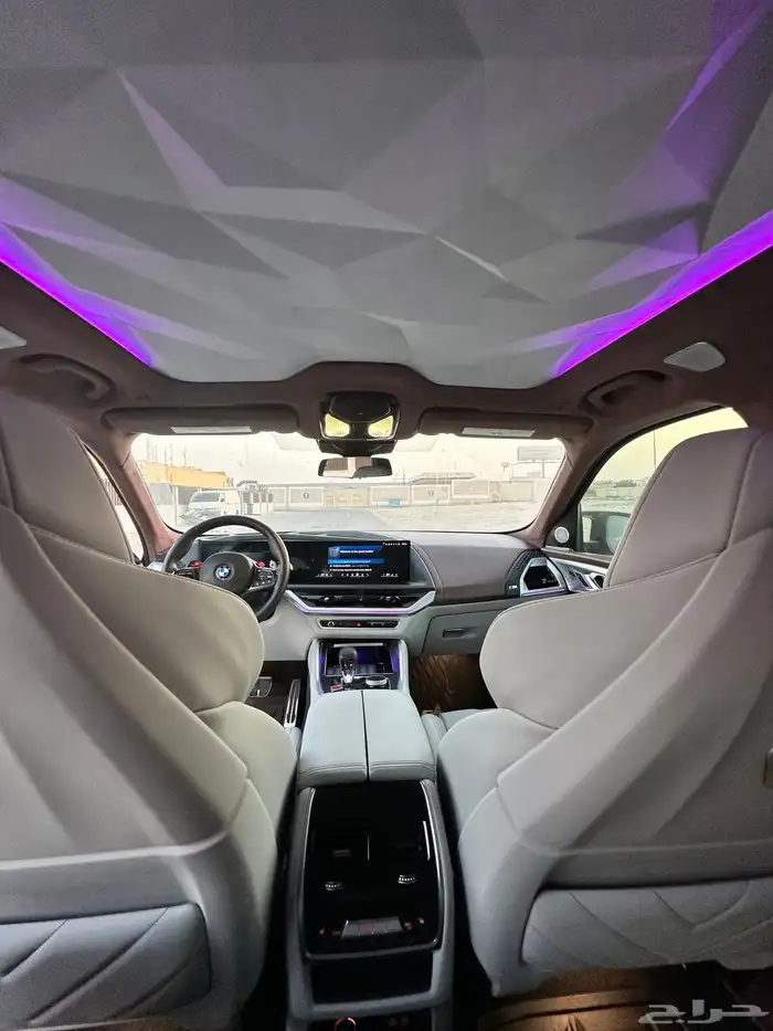 اكس ام بي ام دبليو XM 2024 BMW 10