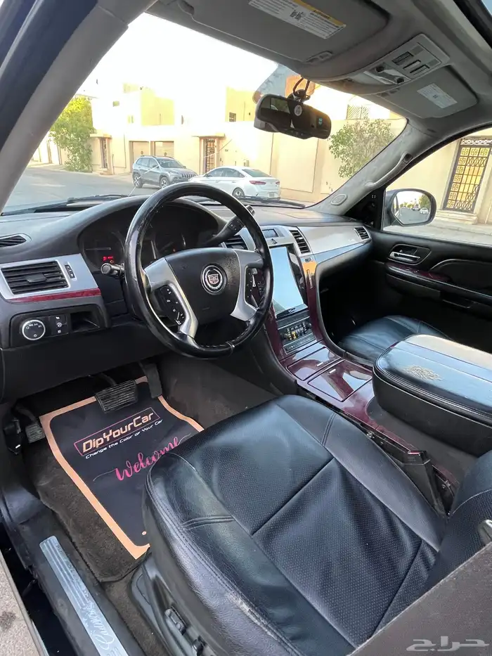 اسكاليد Esv 8