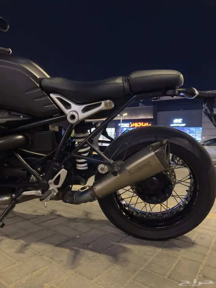 BMW R nine t 15