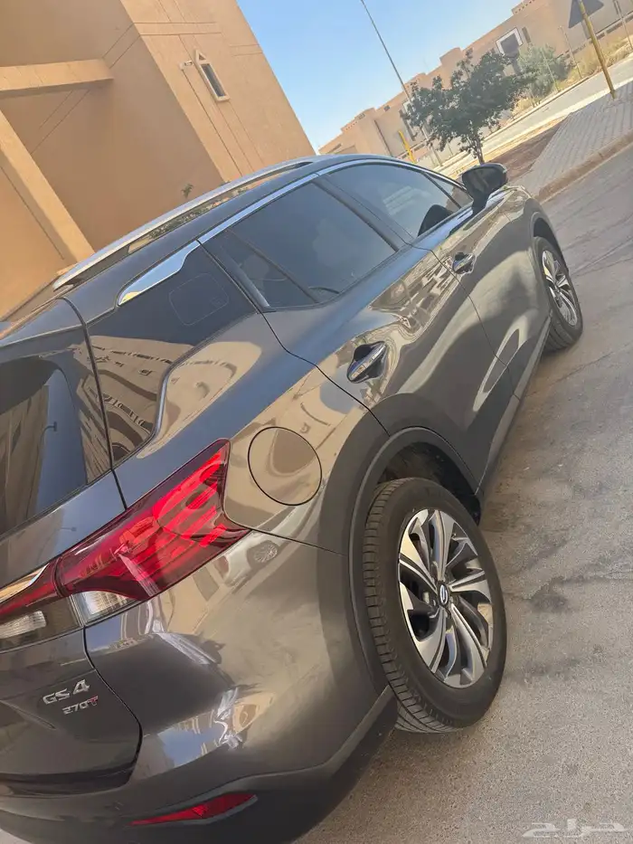 سيارة جاك GS4 5