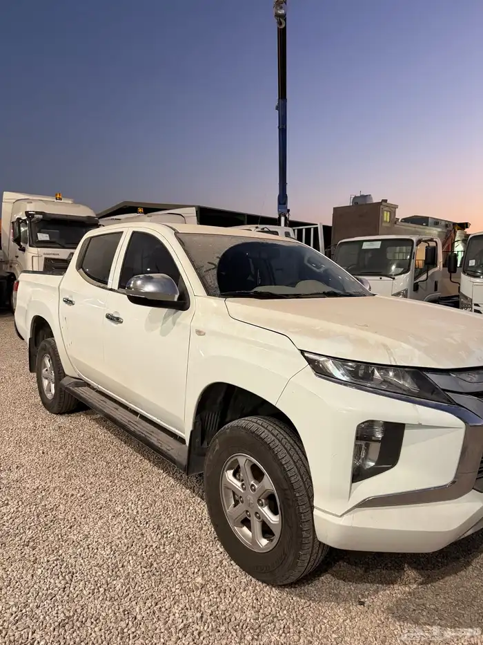 مستوبيشي L200 دبل غمارتين 2023 ديزل 0