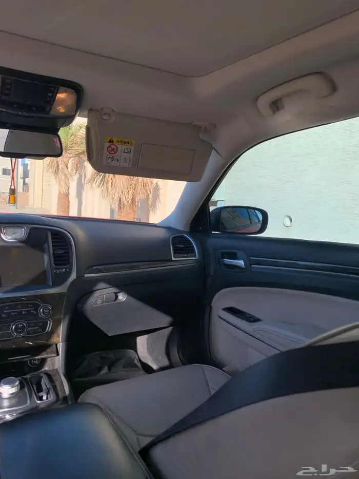 كرايزلر c300 2016 11
