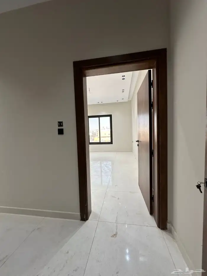 شقق للبيع شوران داخل الحد مساحة 230 بسطح خاص 5