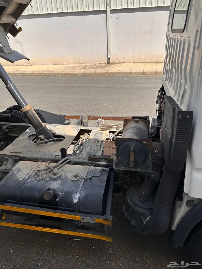قلاب تويوتا 5 طن للبيع موديل 2013 ديزل ممشى 266 39