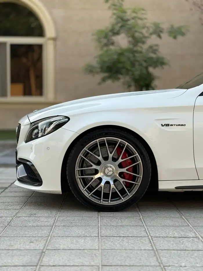MERCEDES C63s 2016 9