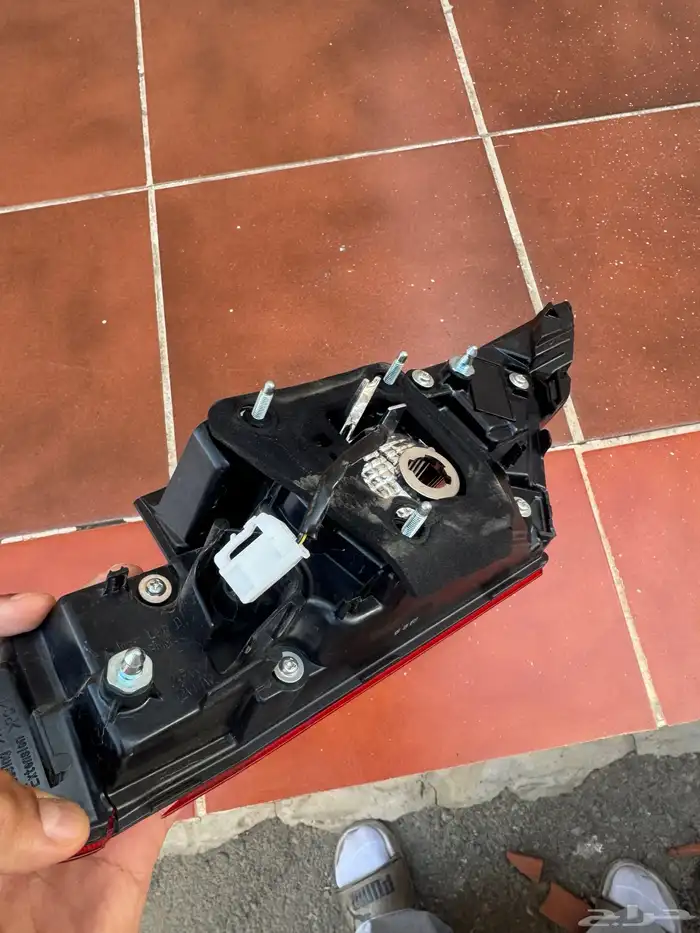 اصطب كامري25 مكسور 3