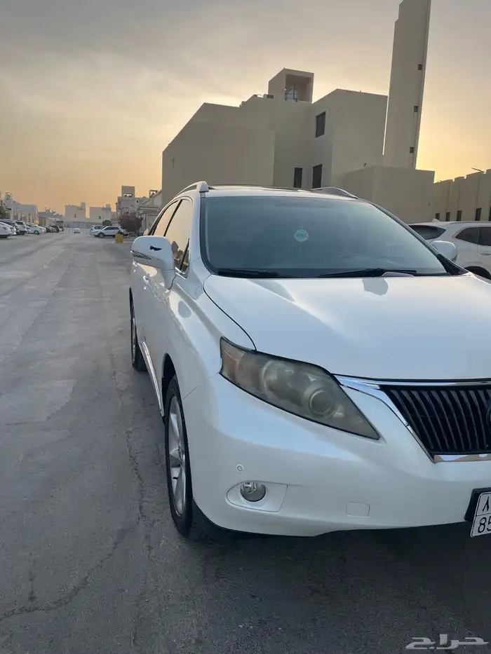 للبيع جيب لكزس RX 350 موديل 2011 سعودي 3