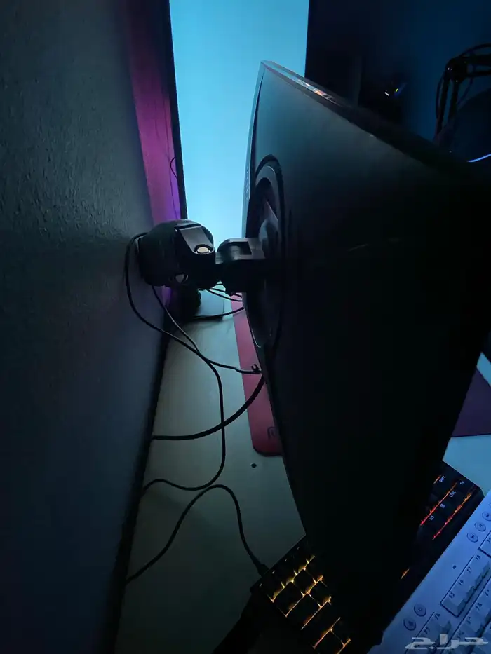 شاشه قيمنق 380hz 1