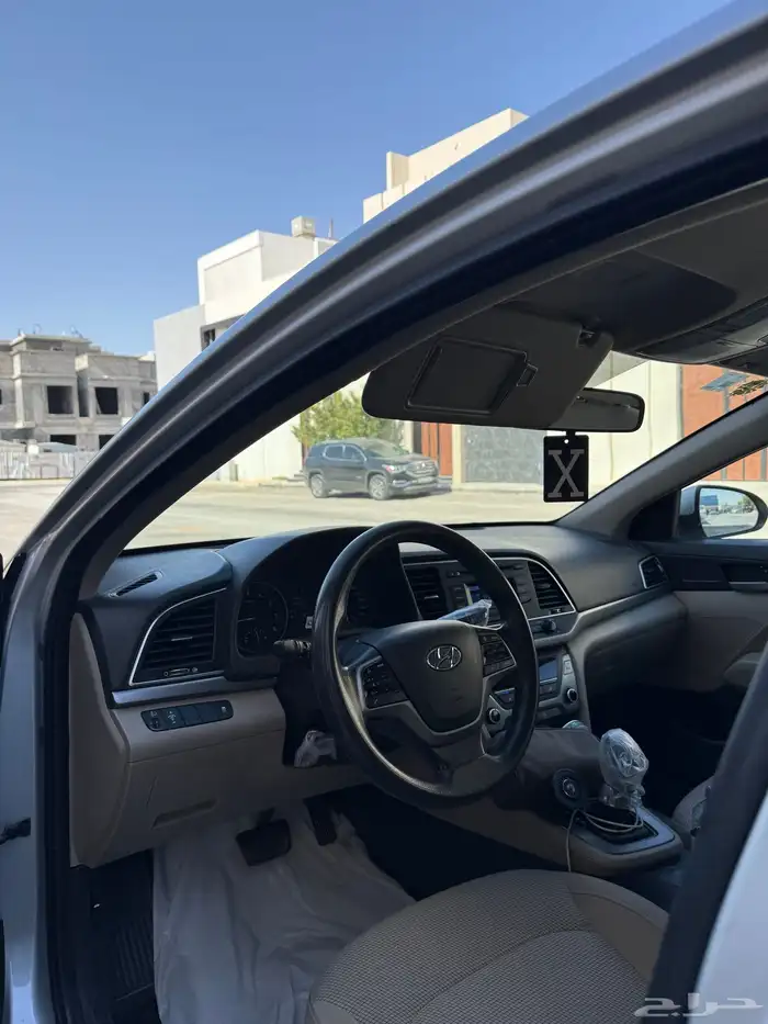 النترا 2017 مكينة 2000 4