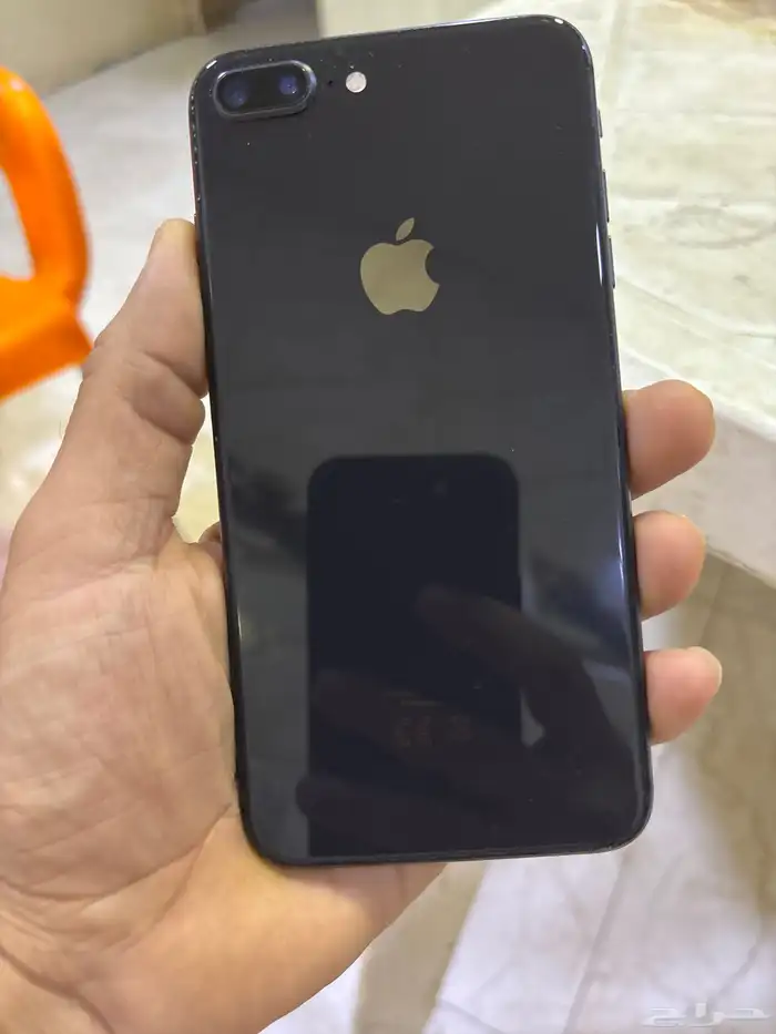 جوال آيفون 8بلس64Gاموره ممتازه 1