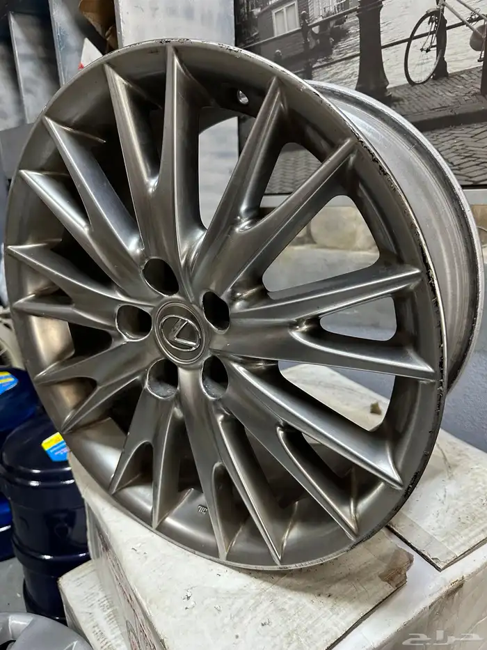 جنوط لكزس GS350 مقاس 18 اصلي وكالة 2