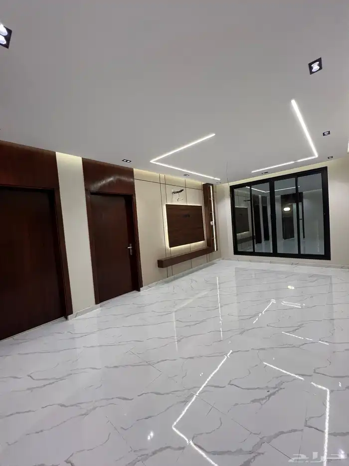 للبيع دور أرضي على شارعين بضاحية الإسكان بجليل 16