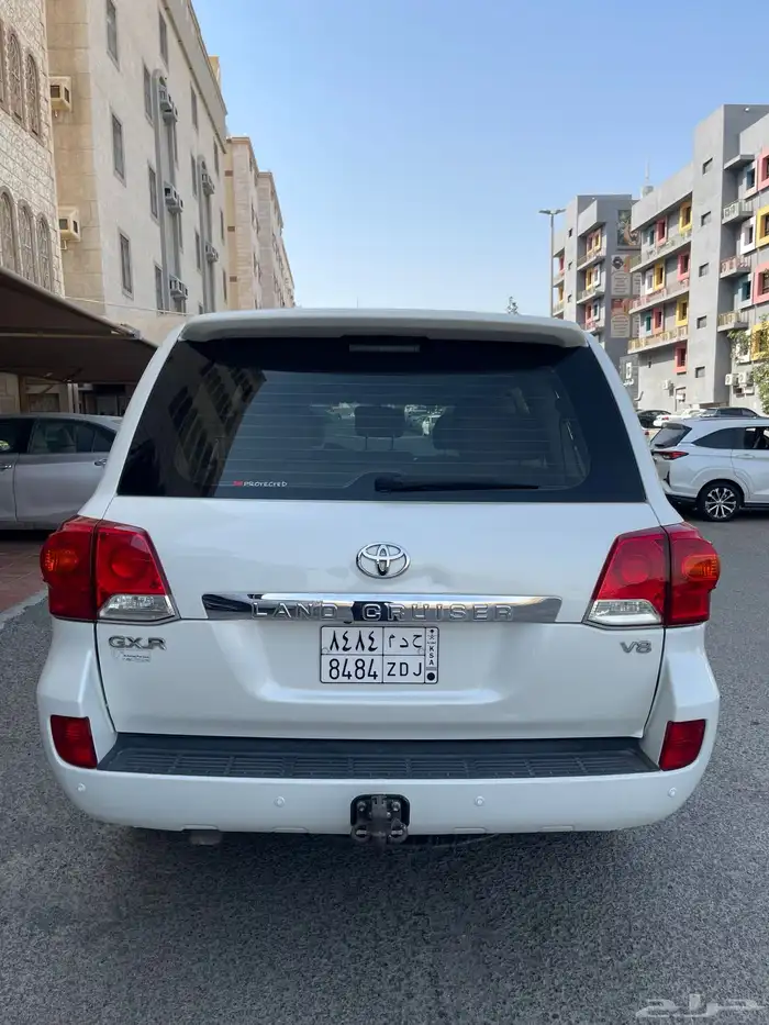 لاندكروزر GXR 2014 فل كامل 6