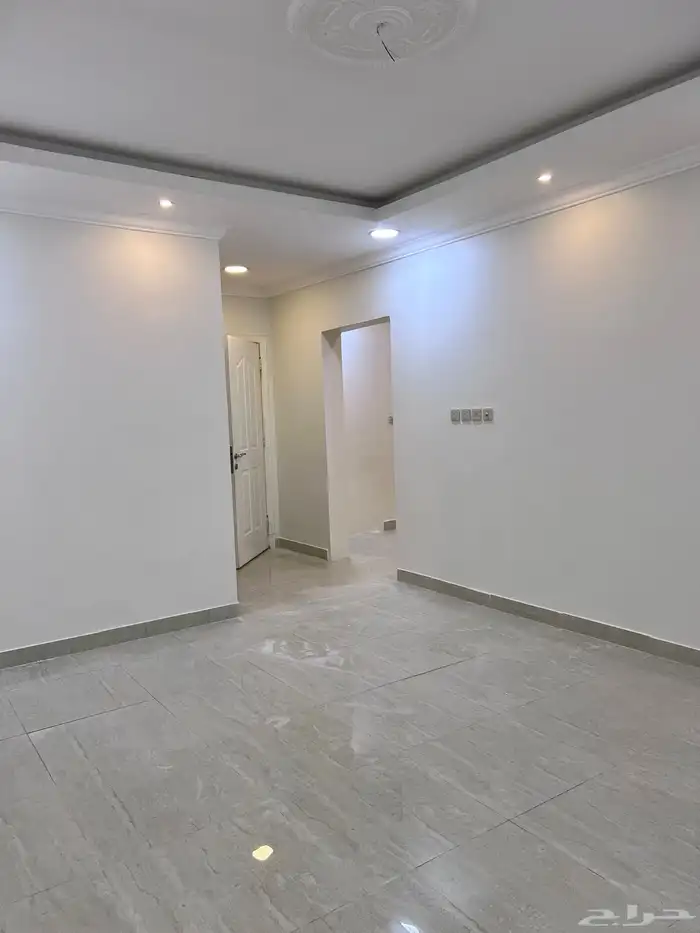 للبيع فيلا سكنية مميزة   الدمام (حي الشعلة) 7