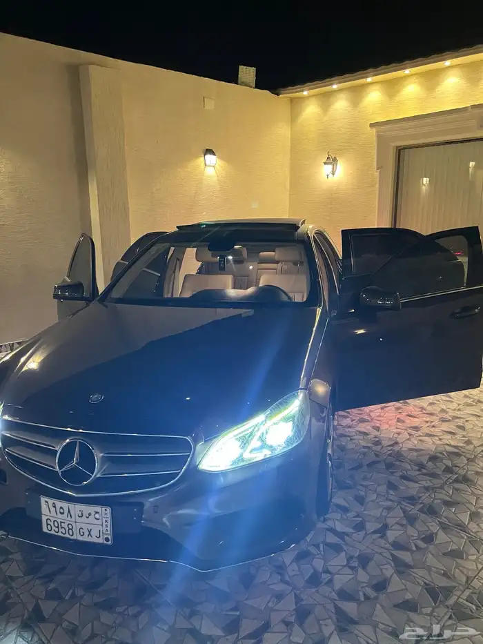 مرسيدس E300 قمه بالنظافه موديل 2014 14