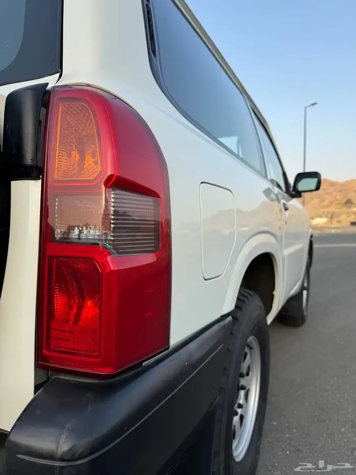 نيسان باترول 2006 تم البيع تم البيع 6