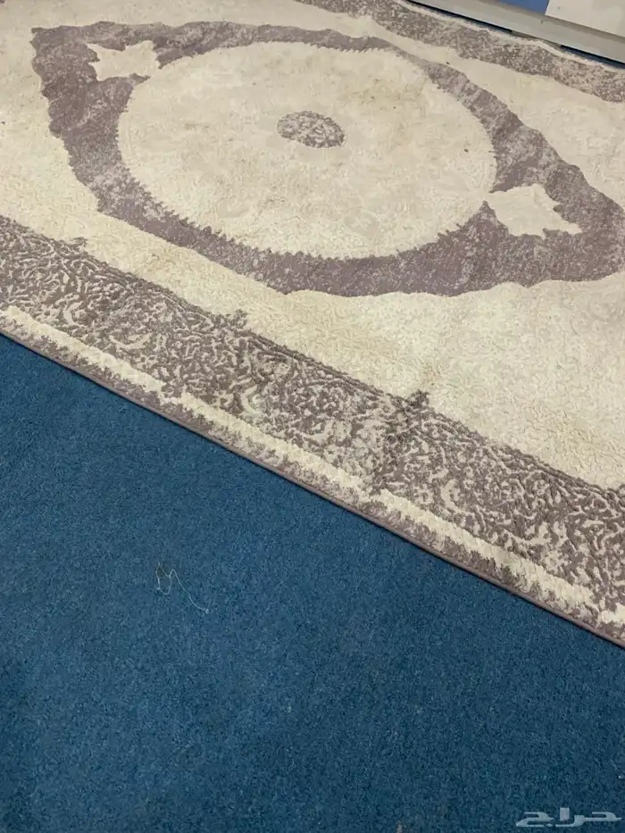 فرشه سجاد 3 2سليمه تحتاج لغسيل فقط 0