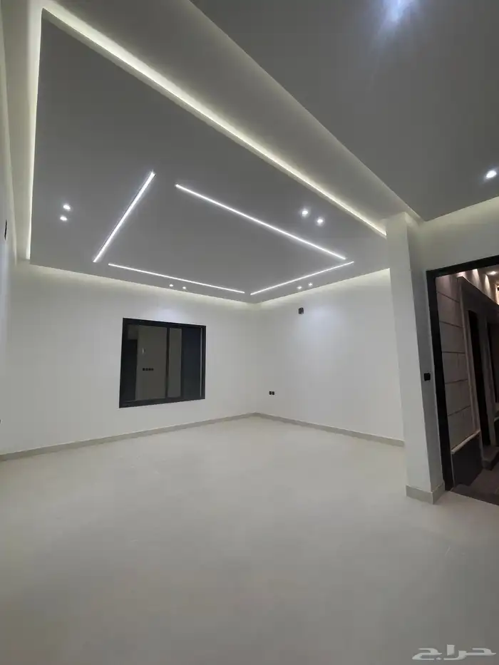 دور أرضي للبيع بحي المرجان 6