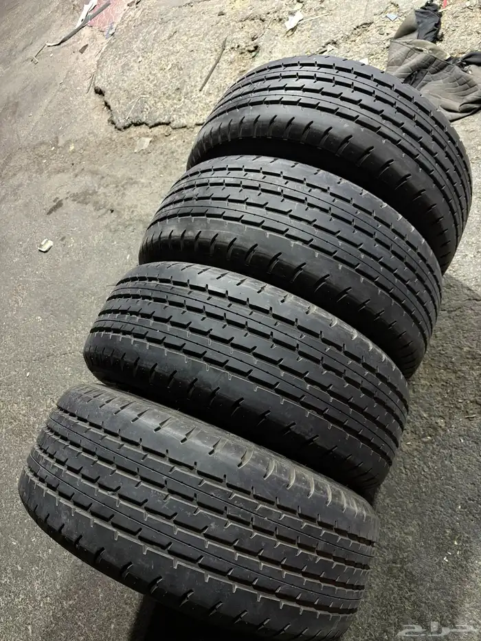 كفرات شواهين شبه جديده275 65 17 2