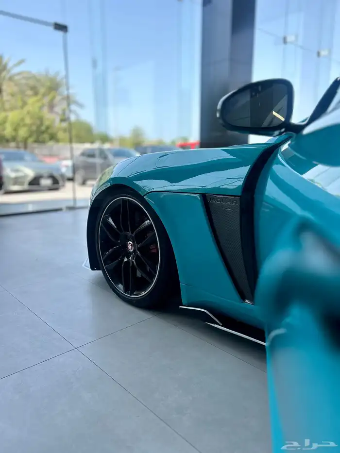 jaguar f-type V8 R 9