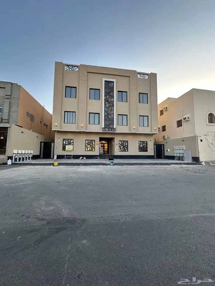 شقق للبيع شوران داخل الحد مساحة 230 بسطح خاص 1