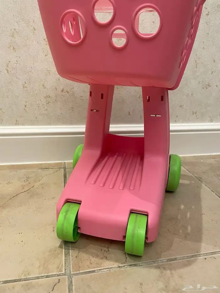 عربة تسوق صغيرة للأطفال من Little tikes اللون وردي 4