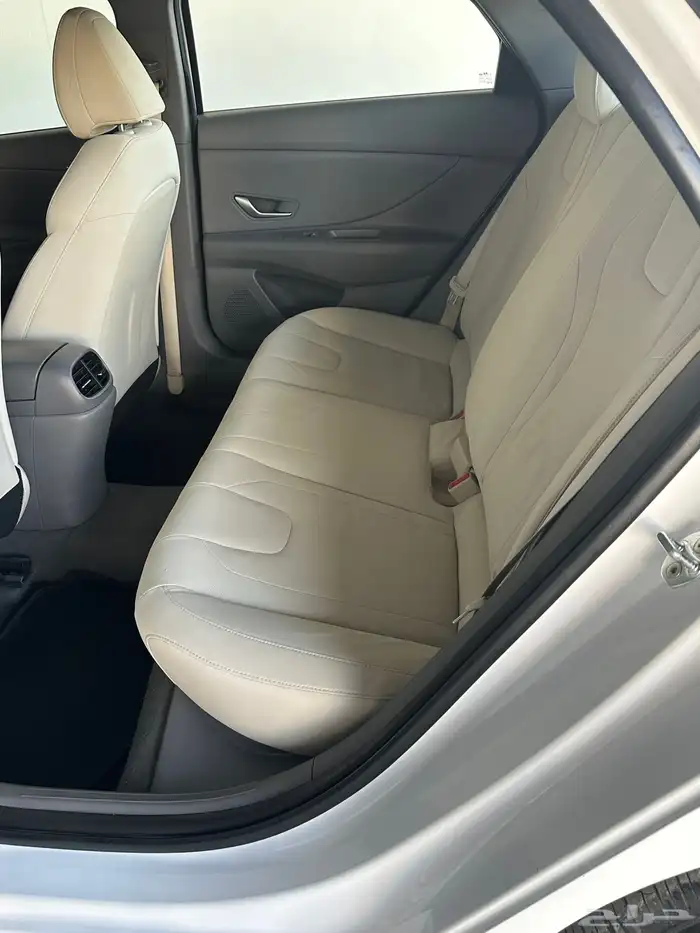 ( تم البيع تم البيع تم البيع ) 4