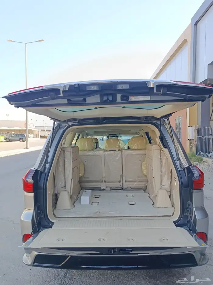 لكزس LX570 سبورت فل كامل سعودي موديل 2019 10