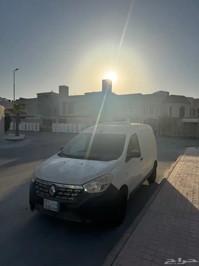 باص رينو دوكر 2019 تبريد ثلاجه 3