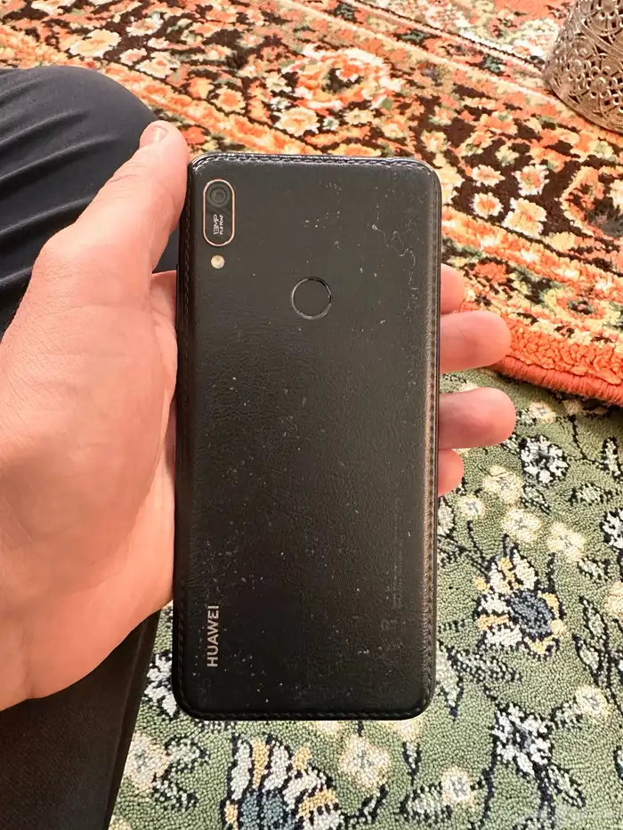 جوال للبيع هواوي y6 3