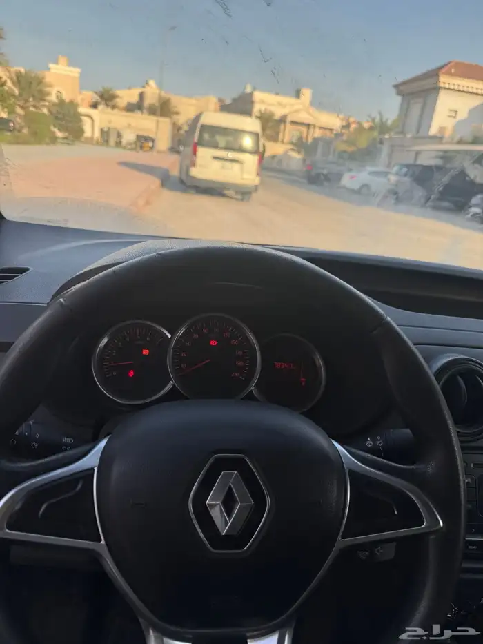 باص رينو دوكر 2019 تبريد ثلاجه 5